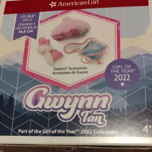 American Girl Gwynn's Pink and Blue Accessories